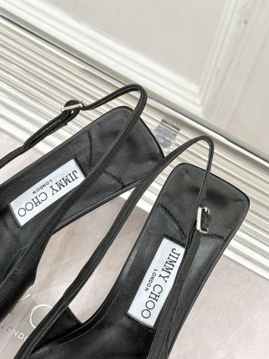 Босоножки фото 8