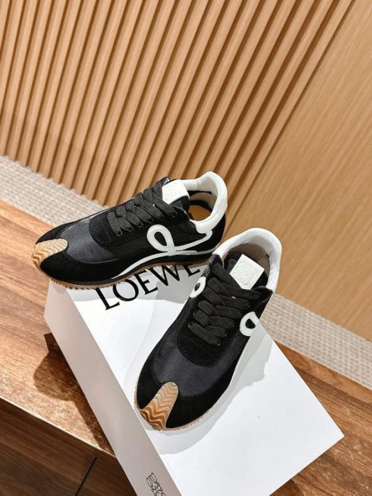 Кроссовки FLOW RUNNER