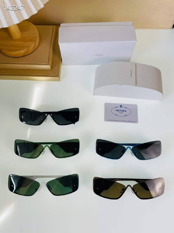 Сонцезахисні окуляри SPR 58Z