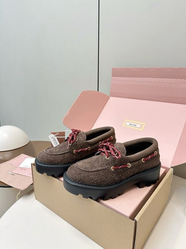 Лоферы женские на платформе фото 7