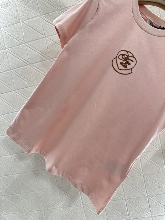 Футболка жіноча фото 5