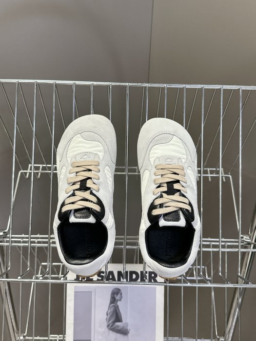 Кросівки жіночі фото 6