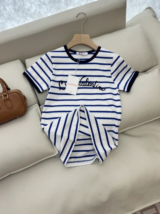 T-shirt women's фото 5