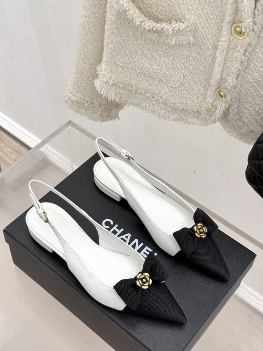 Босоножки фото 3