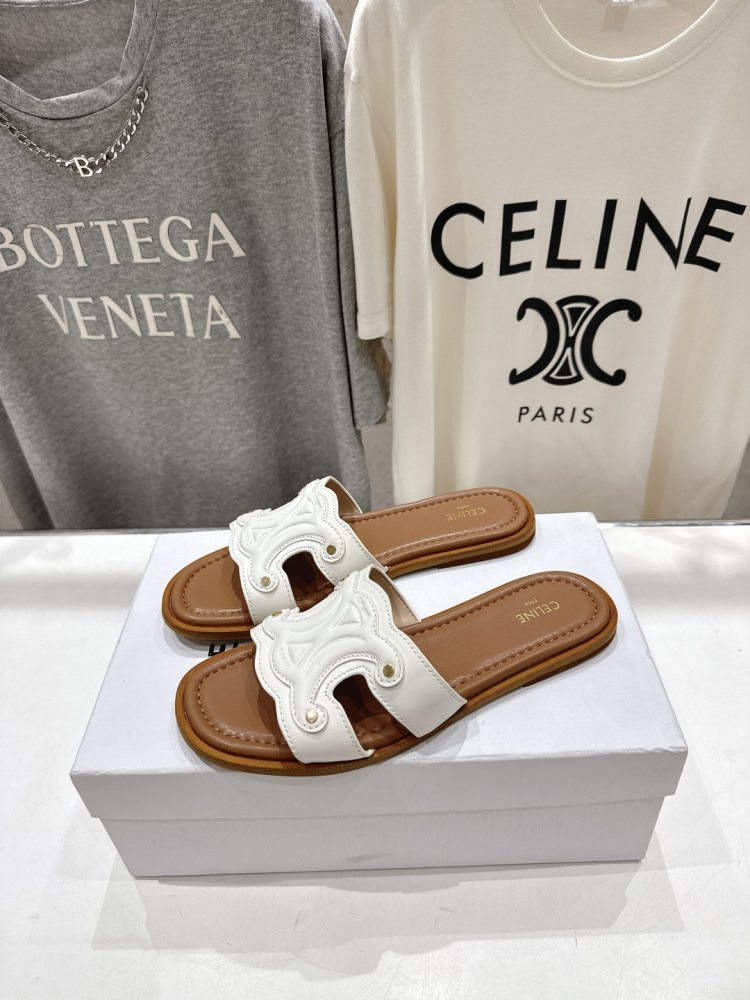 Шлепанцы женские фото 3