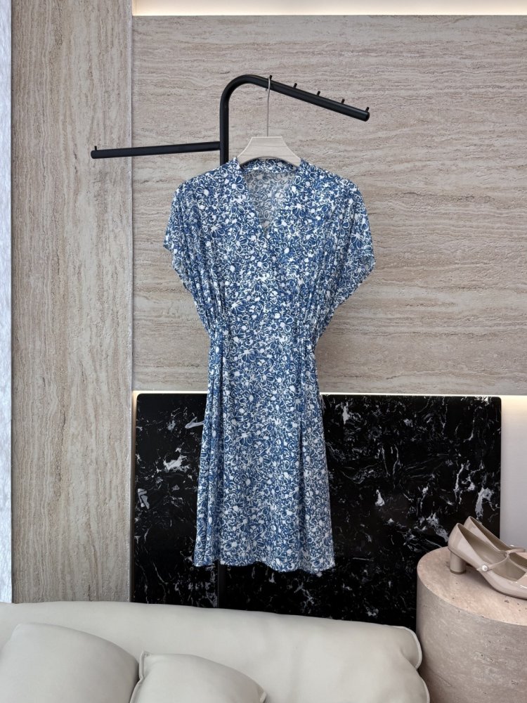 Плаття, Сукня