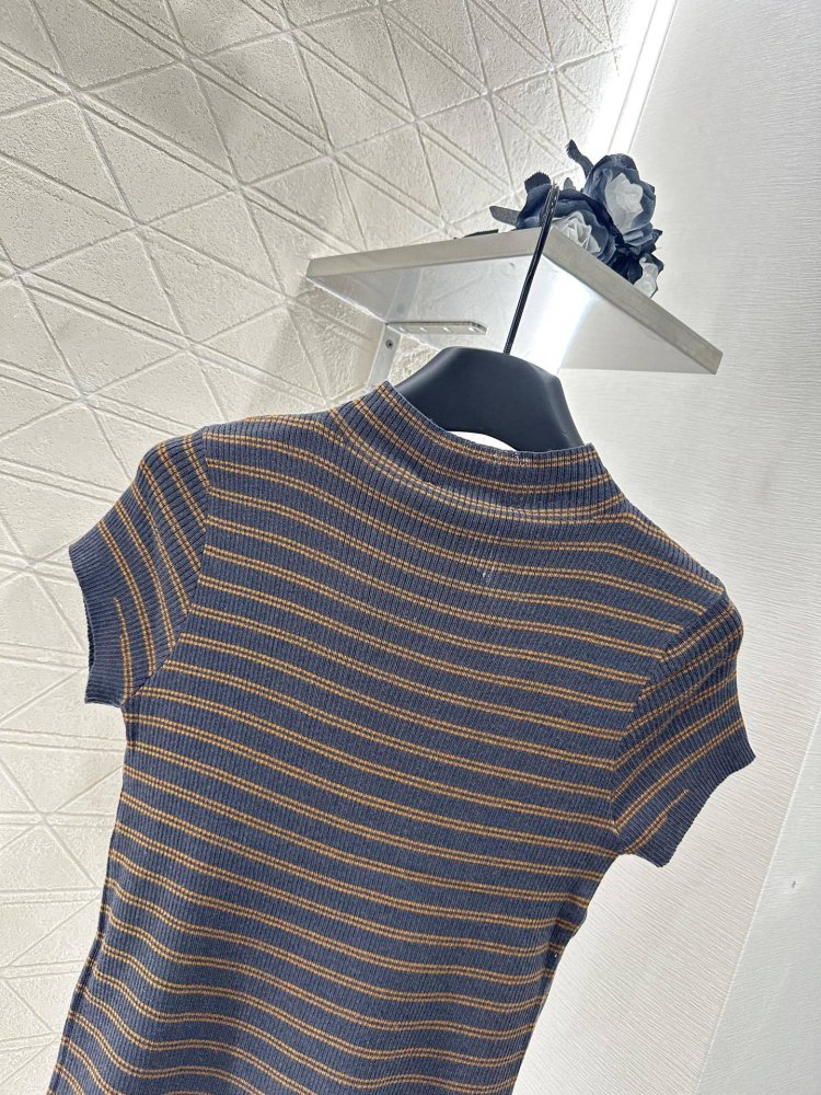 Футболка женская фото 4