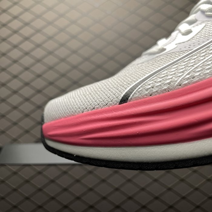 Кроссовки фото 6