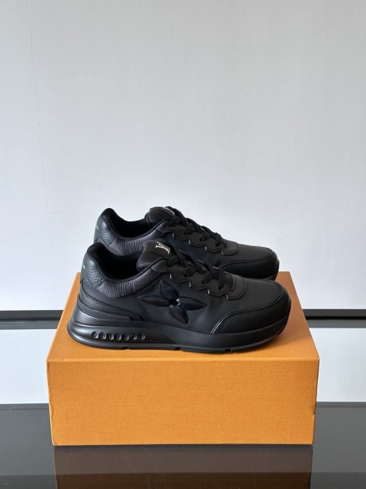 Кроссовки мужские