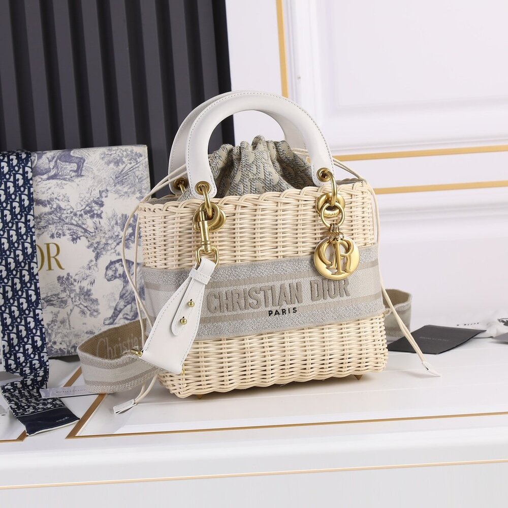 Сумка Lady Dior Bag Natural Wicker Oblique 24 см