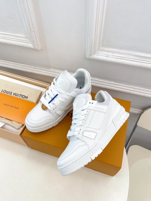 Sneakers фото 3