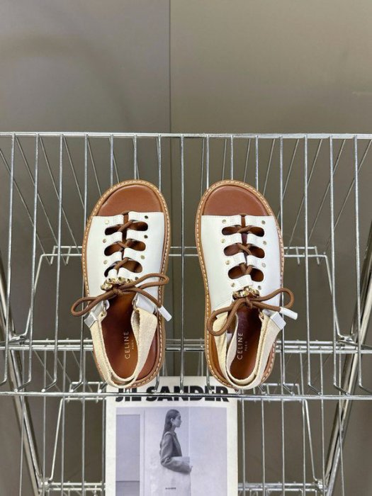 Сандалі жіночі фото 5