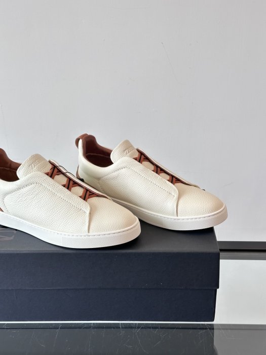 Кросівки чоловічі фото 7