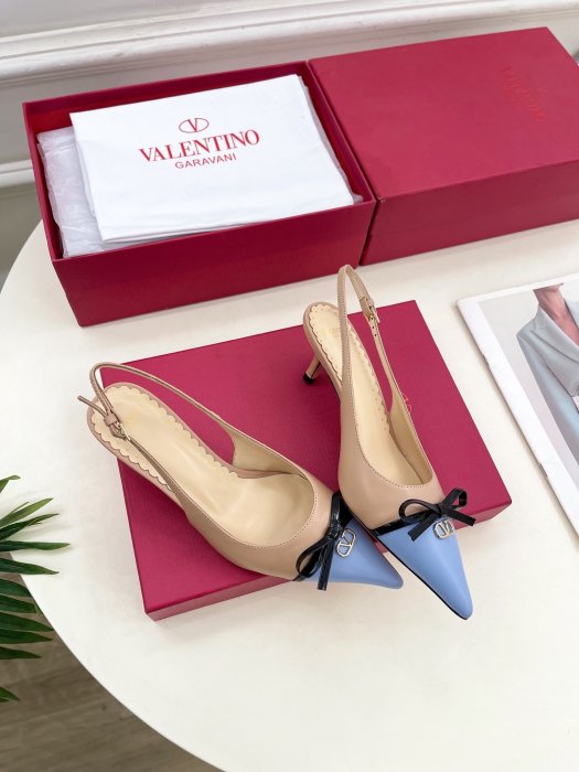 Босоножки фото 4