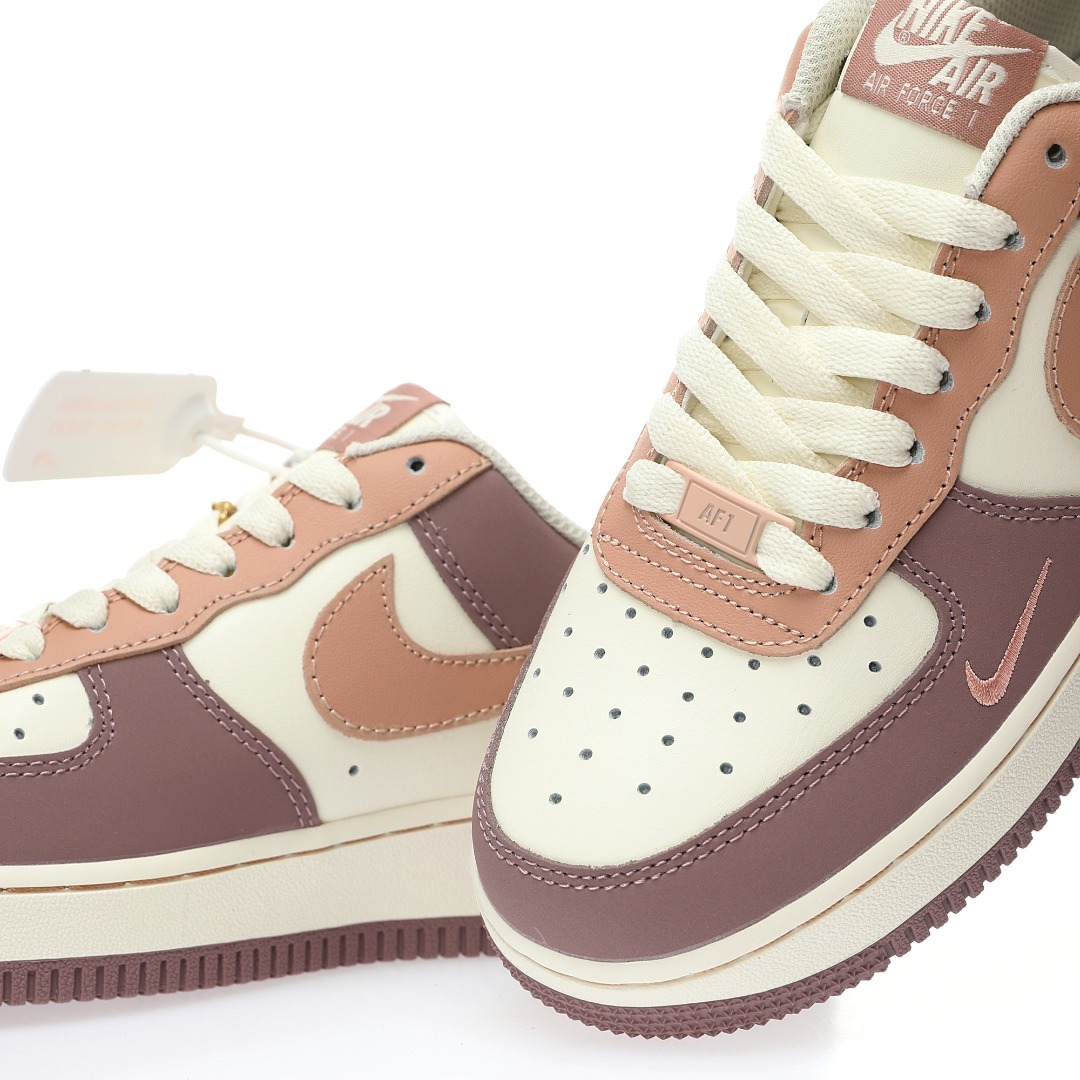 Кроссовки Air Force 1 07 Low DB3301-155 фото 8