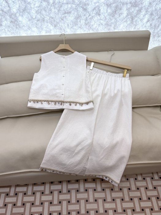 Костюм женский фото 4