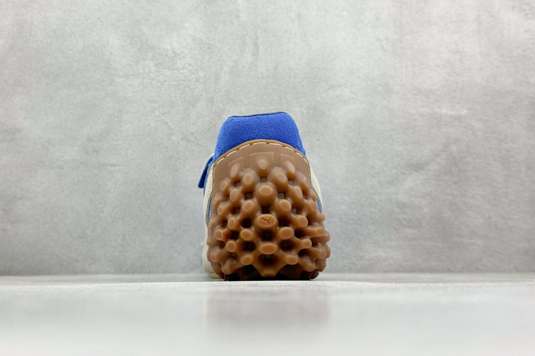 Кросівки PUMA Skye фото 6