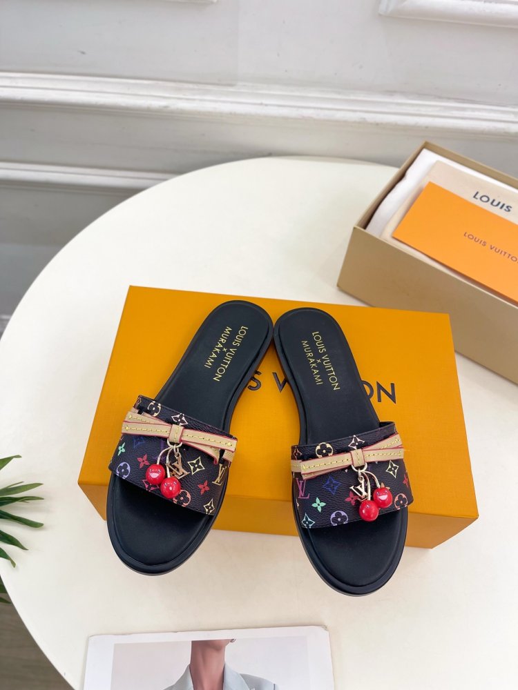 Шлепанцы женские LV X TM LILY