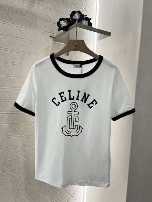 T-shirt women's