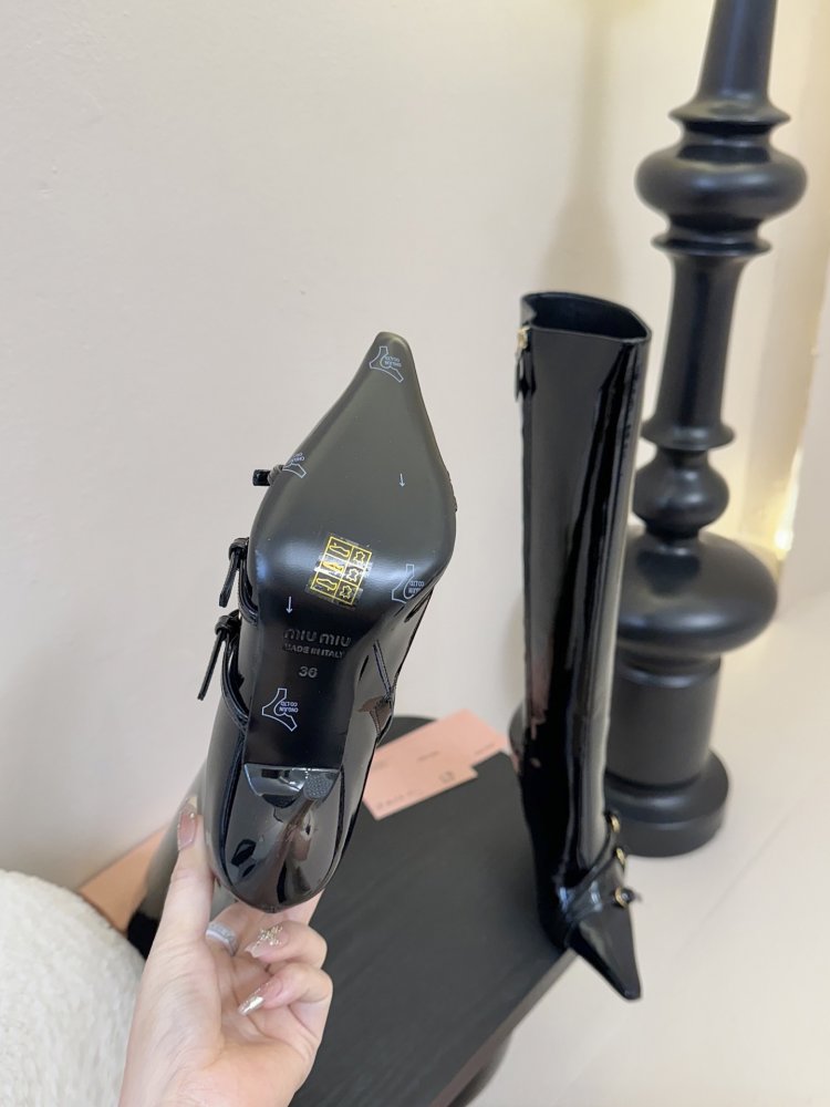 Сапоги женские фото 6