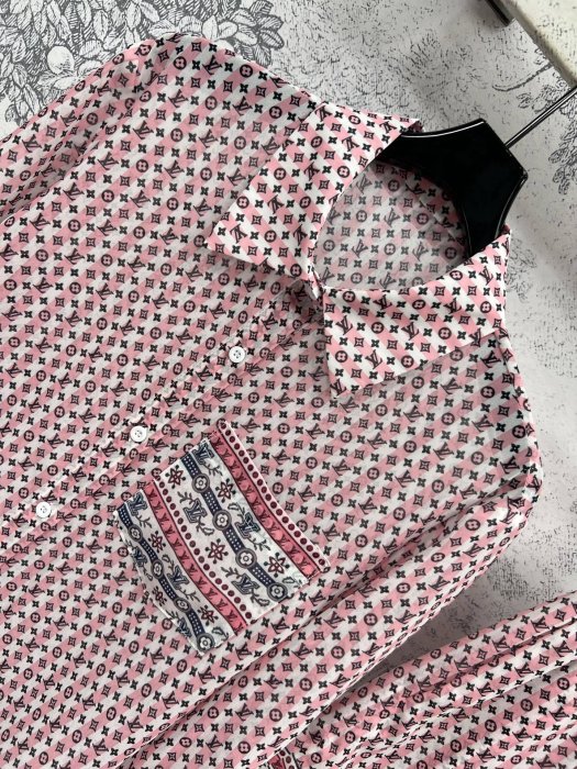 Костюм женский фото 2