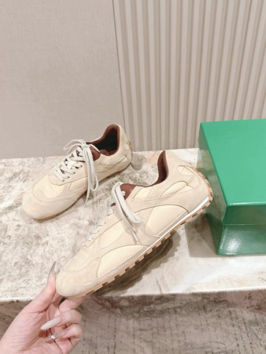 Кроссовки фото 2