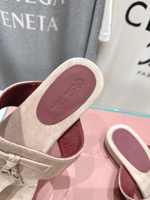 Шлепанцы фото 6