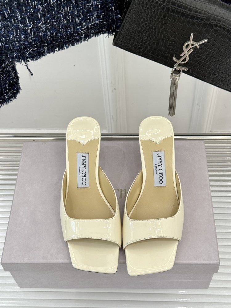 Босоножки фото 4