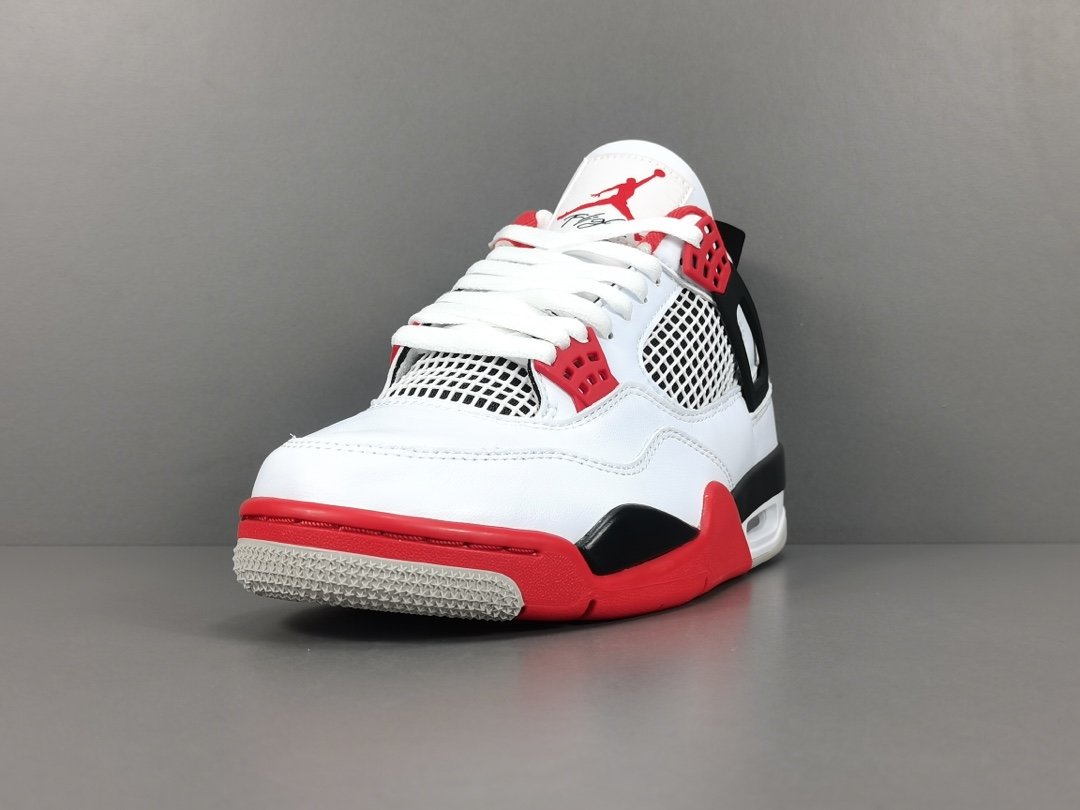 Кросівки Air Jordan 4 Fire Red фото 5