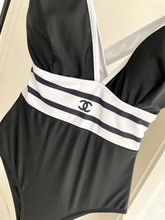 Swimsuit фото 2