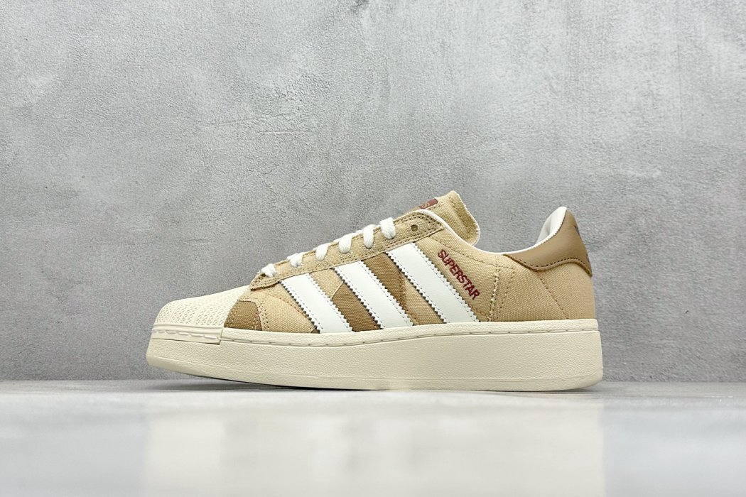 Sneakers  SUPERSTAR XLG