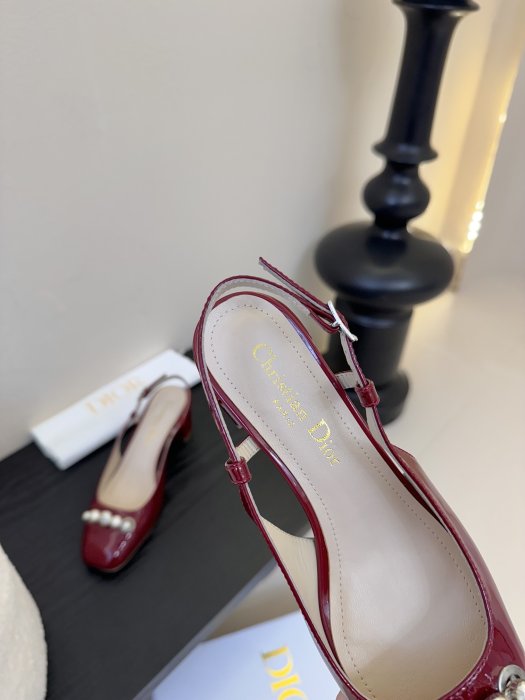 Босоножки фото 8