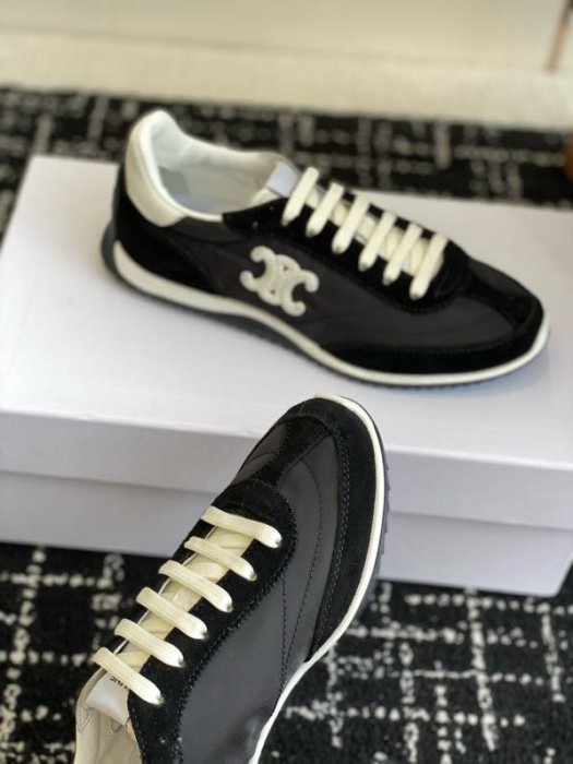 Sneakers фото 4