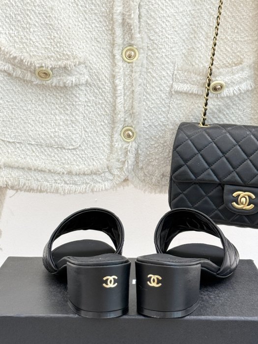 Босоножки фото 6