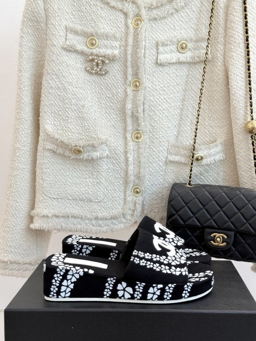 Туфли женские