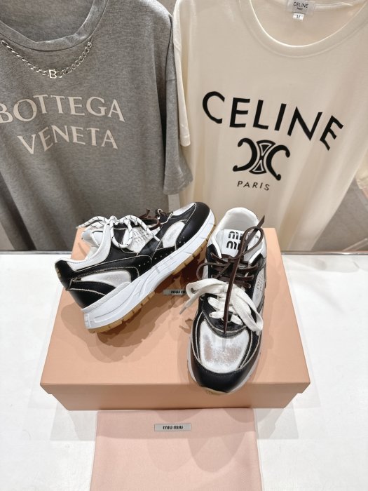 Кроссовки фото 5