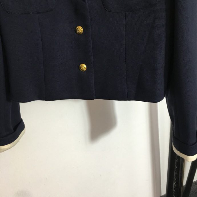 Пиджак с лацканами и длинными рукавами фото 4