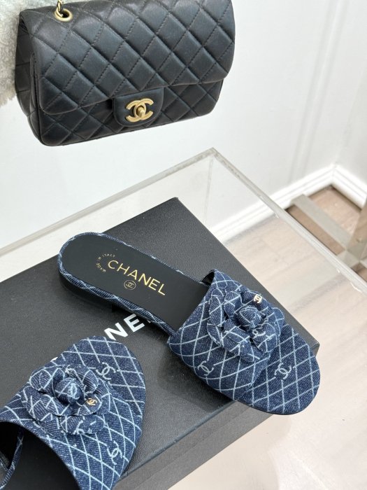 Шлепанцы фото 5