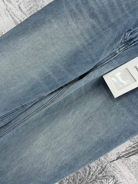 Джинсы женские фото 3