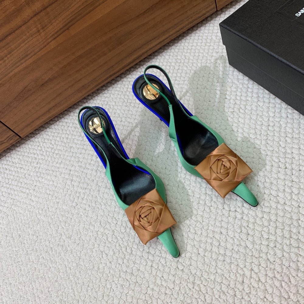 Босоножки фото 4