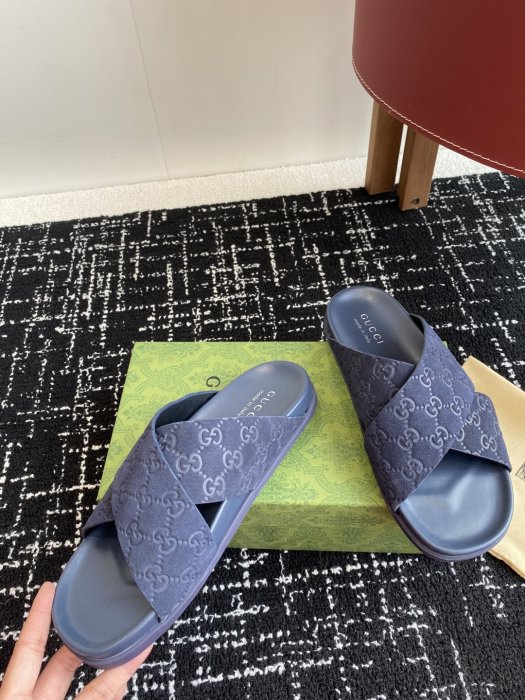 Шлепанцы фото 7