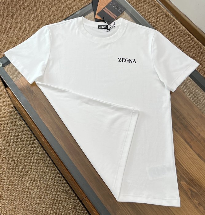 T-shirt men's фото 8