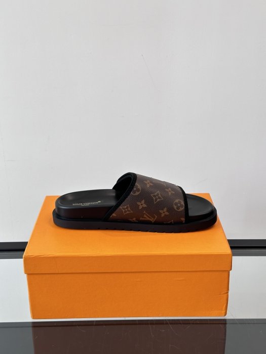 Шлепанцы мужские фото 7