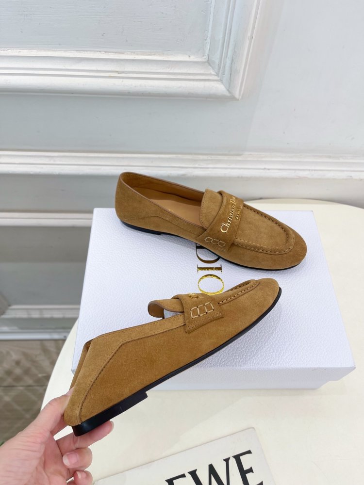 Лоферы женские фото 4