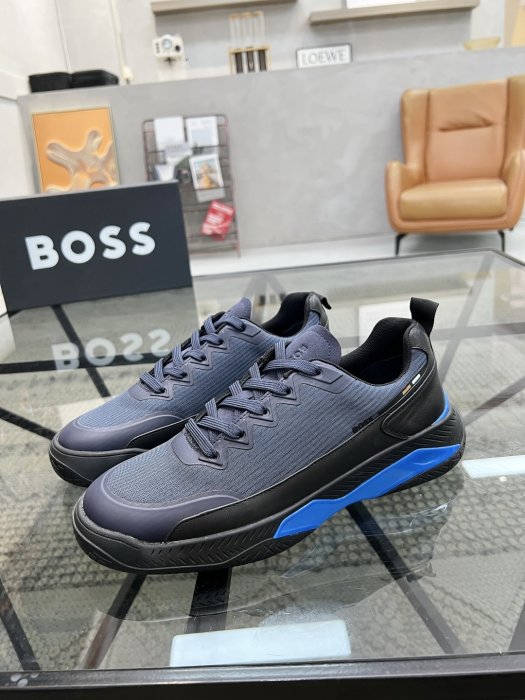 Кросівки чоловічі