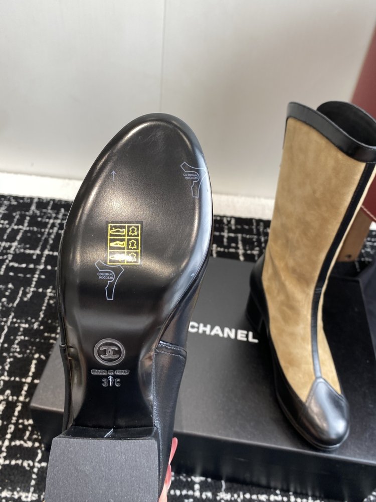 Сапоги женские фото 9