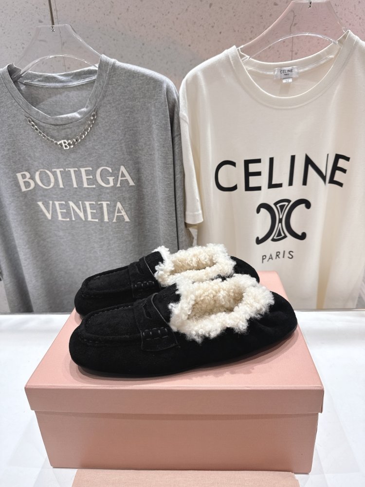 Лоферы женские на меху фото 3