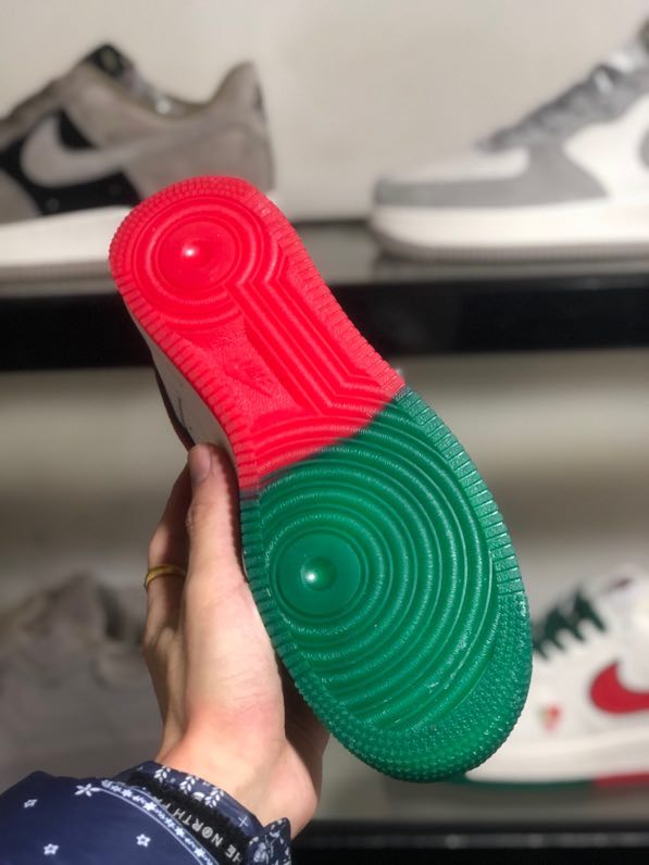 Кроссовки  Air Force 1 07 Low Red Green Limited фото 6