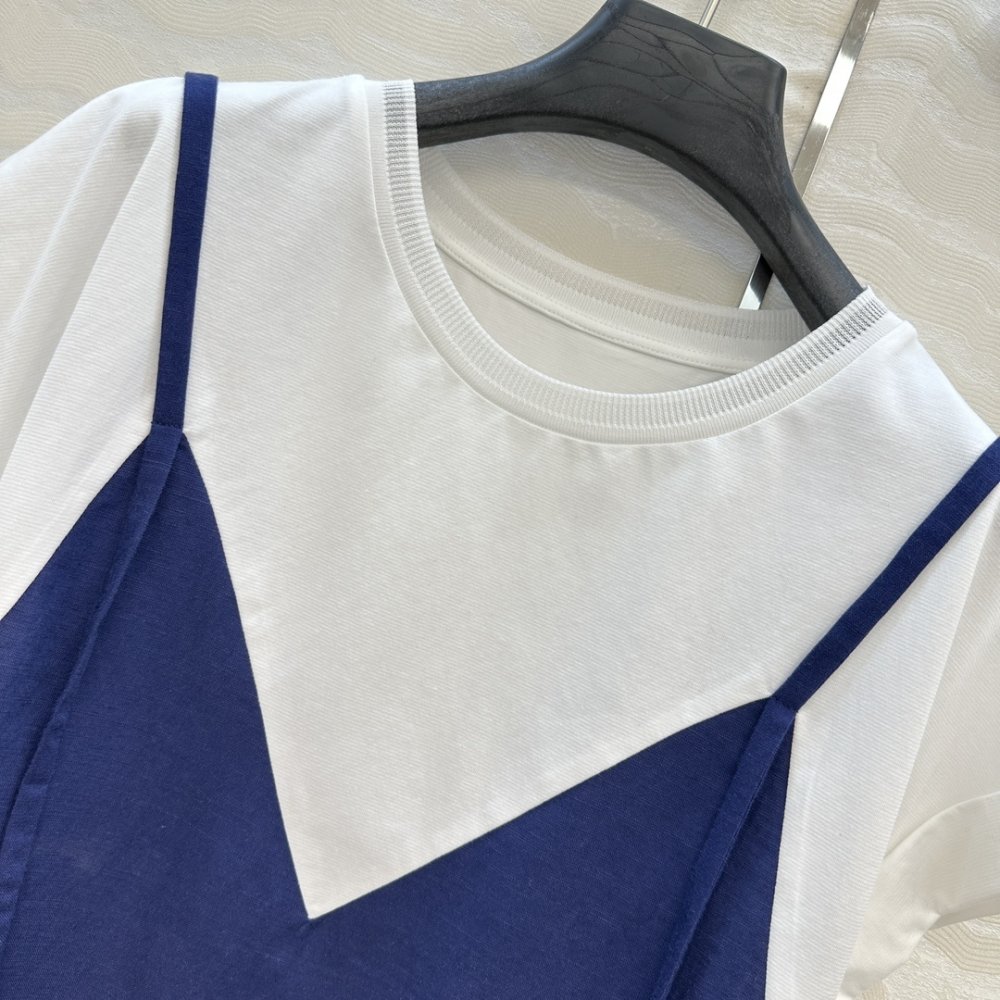 Футболка жіноча фото 3