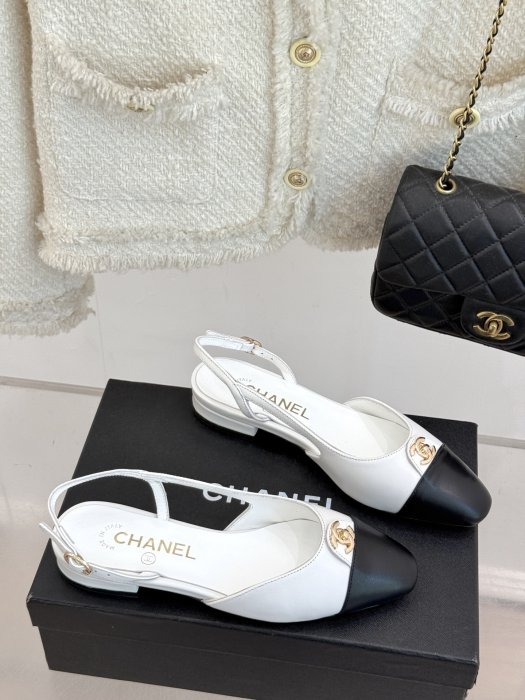 Босоножки фото 3